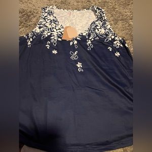 Zolucky navy sleeveless top.